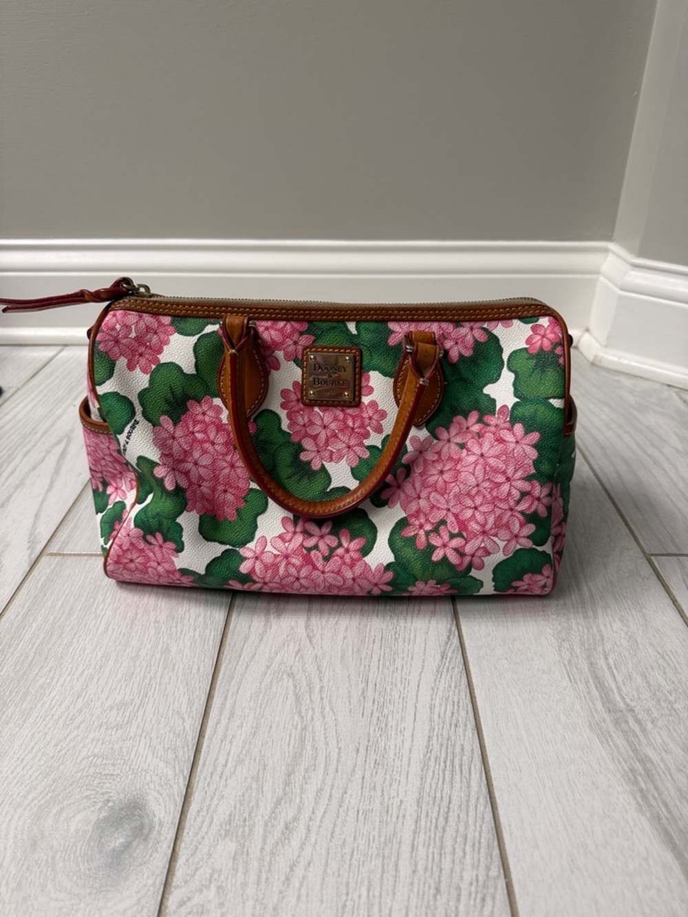 Dooney & Bourke Hydrangea Pink Green Floral Barrel Satchel Leather Trim Boston